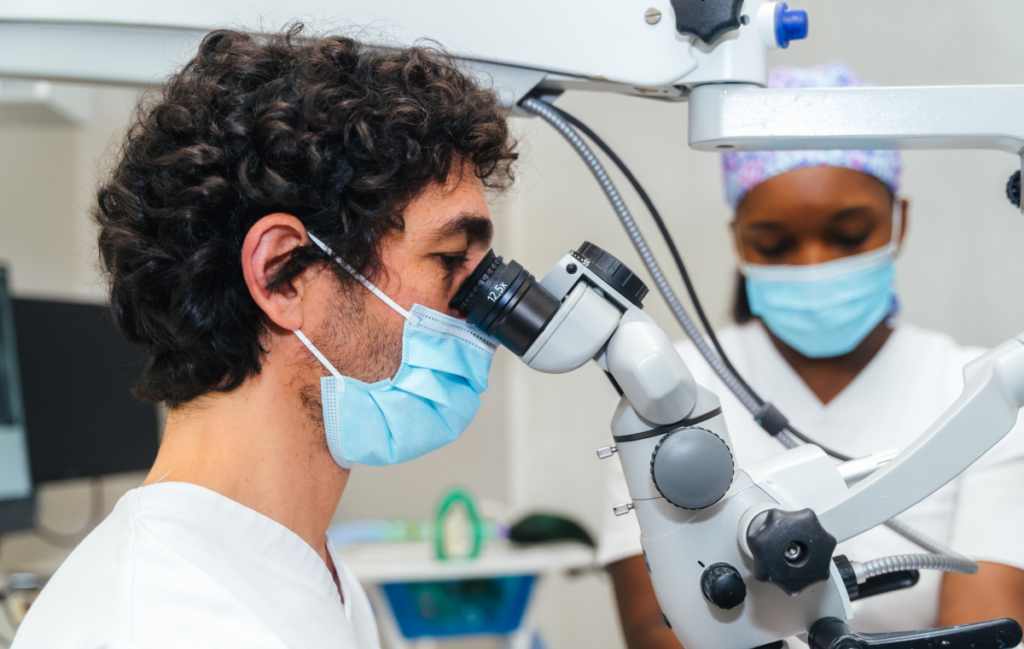 traitement canal paris dent infectee Diagnostic Dentiste Attuil Régis | Endodontie à Paris 17