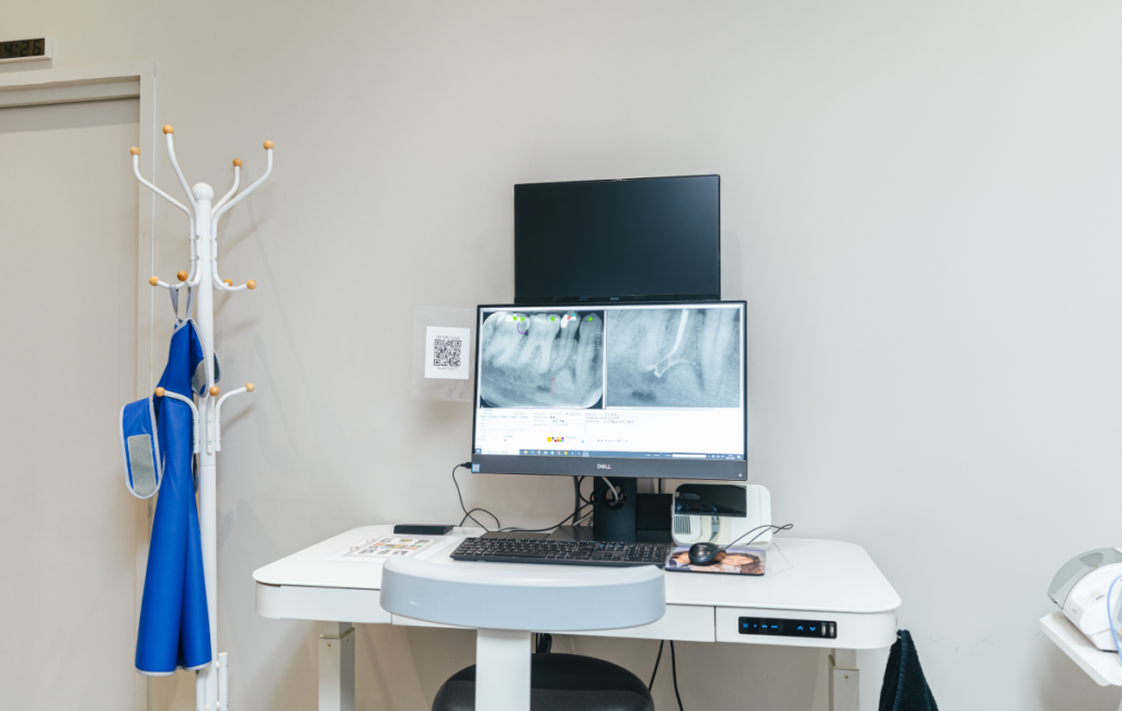 traitement canal paris dent morte Diagnostic Dentiste Attuil Régis | Endodontie à Paris 17