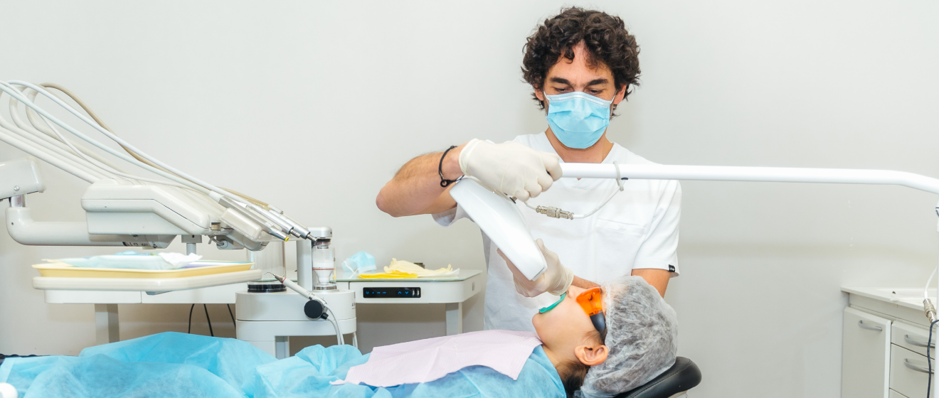 Dentiste Attuil Régis, Endodontie à Paris 17