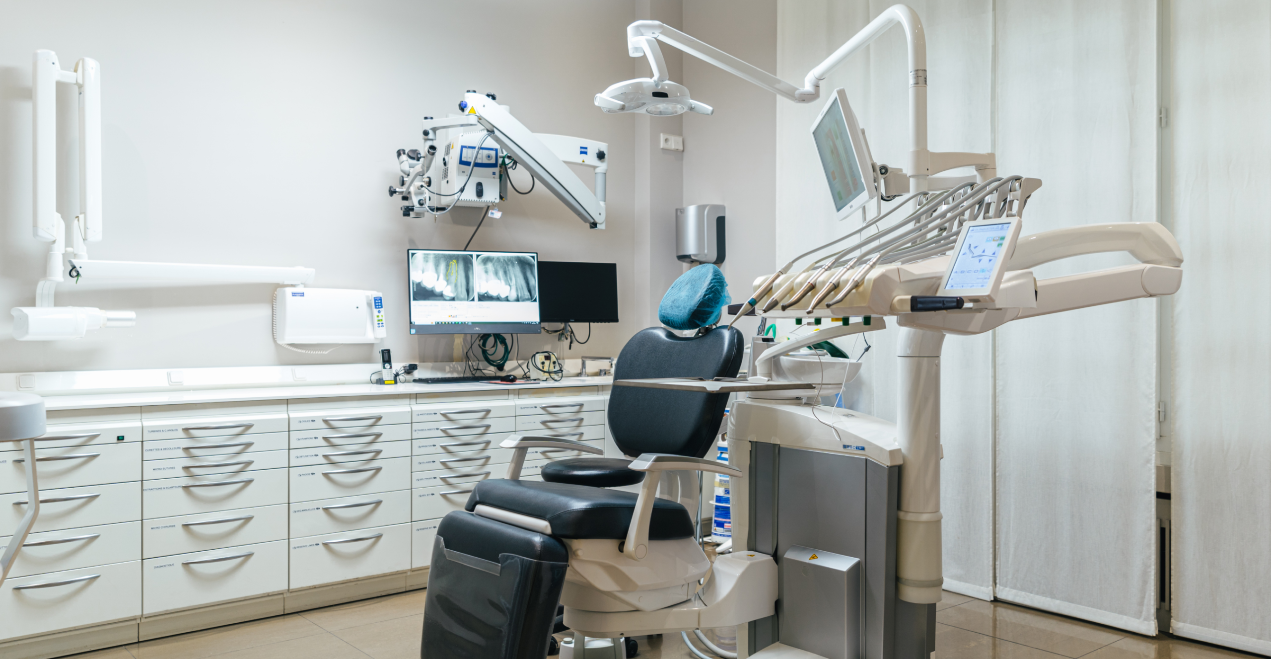 Accueil Dentiste Attuil Régis, Endodontie à Paris 17